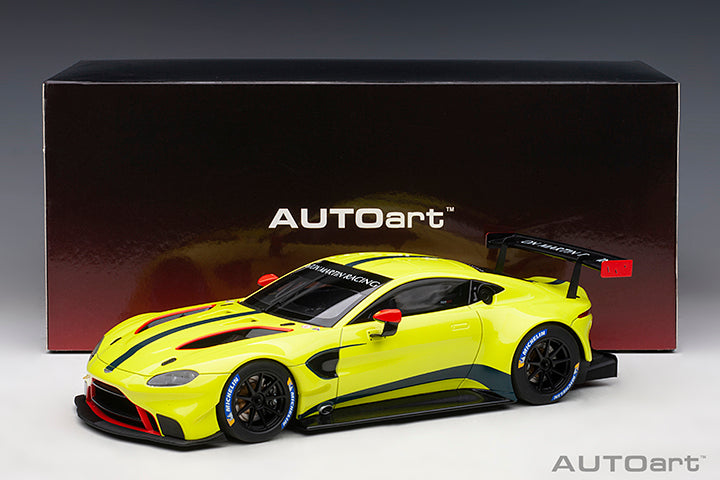 81807  ASTON MARTIN VANTAGE GTE LE MANS PRO 2018 PRESENTATION CAR (GREEN WITH STRIPES/A)