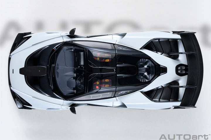 81953 McLAREN SENNA GTR (SILICA WHITE)