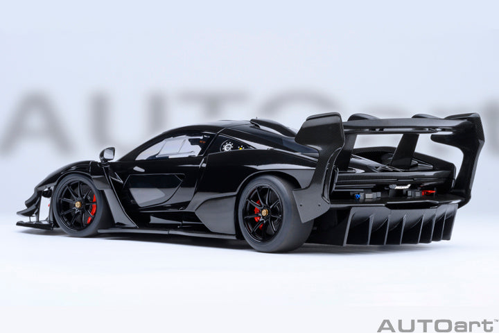 81954 McLAREN SENNA GTR (ONYX BLACK)