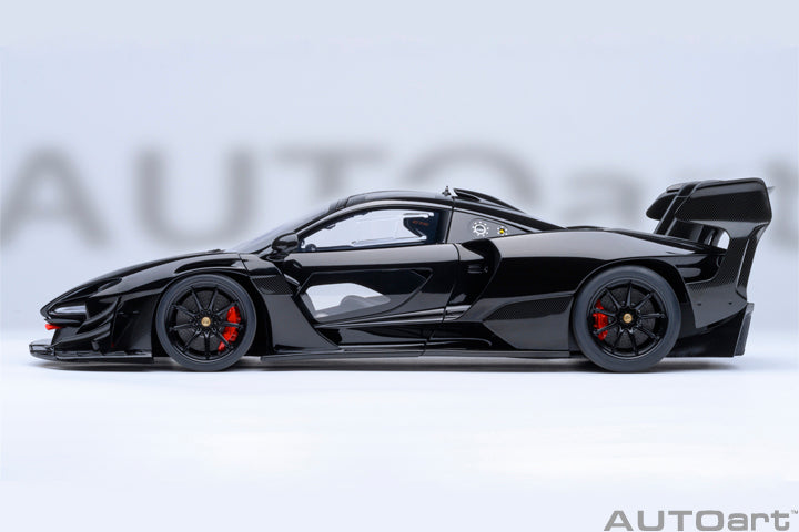 81954 McLAREN SENNA GTR (ONYX BLACK)