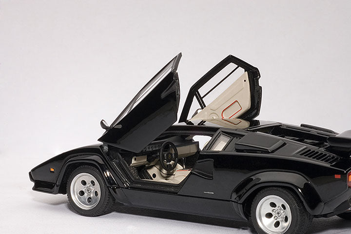 54532  1/43 LAMBORGHINI COUNTACH 5000 S (BLACK) (WITH OPENINGS)