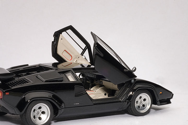 54532  1/43 LAMBORGHINI COUNTACH 5000 S (BLACK) (WITH OPENINGS)