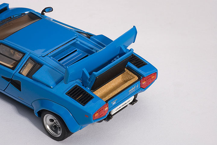 54534  1/43 LAMBORGHINI COUNTACH 5000S (BLUE)(WITH OPENINGS)