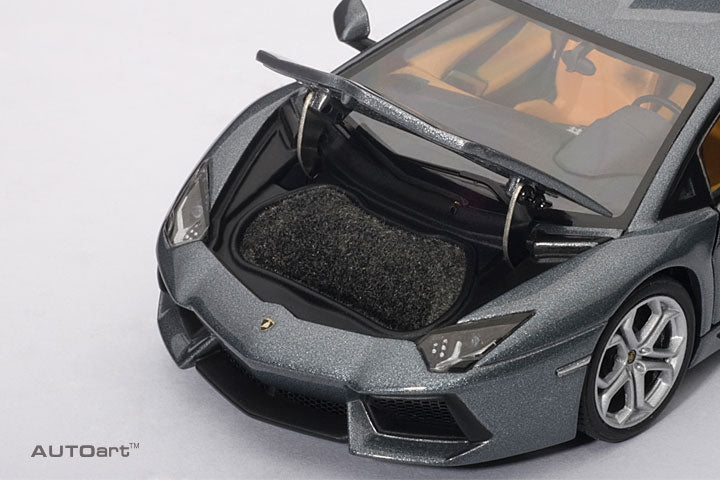 54646  1/43 LAMBORGHINI AVENTADOR LP700-4 (GRIGIO ESTOQUE/METALLIC GREY)