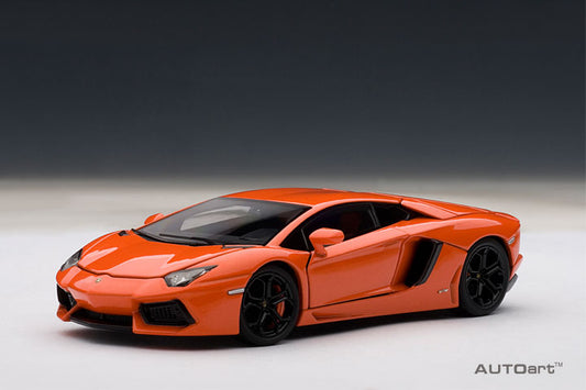 54647 1/43 LAMBORGHINI AVENTADOR LP700-4 (ARANCIO ARGOS/METALLIC ORANGE)