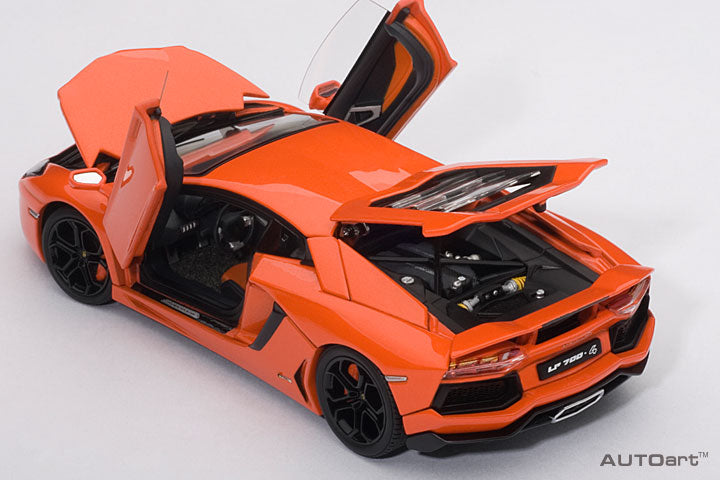 54647 1/43 LAMBORGHINI AVENTADOR LP700-4 (ARANCIO ARGOS/METALLIC ORANGE)