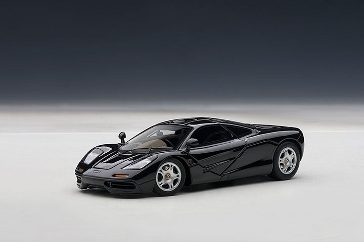 56002  1/43 McLAREN F1 (JET BLACK METALLIC/METALLIC BLACK)