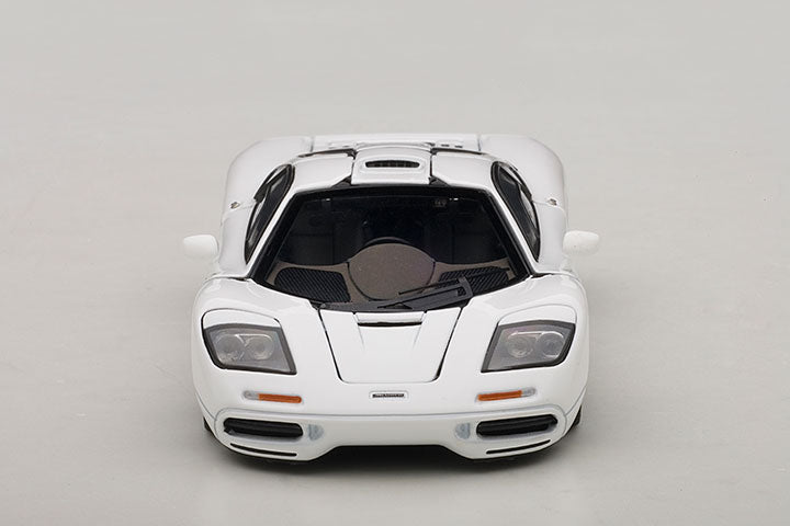 56003  1/43 McLAREN F1 (PURE WHITE)