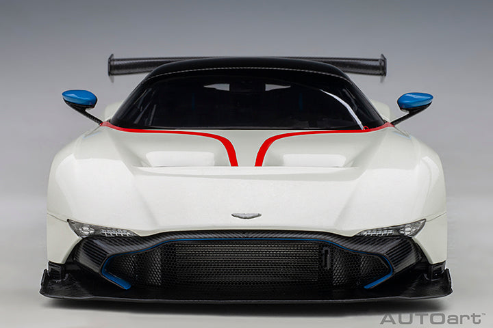 70261  ASTON MARTIN VULCAN (STRATUS WHITE W/ BLUE STRIPES)