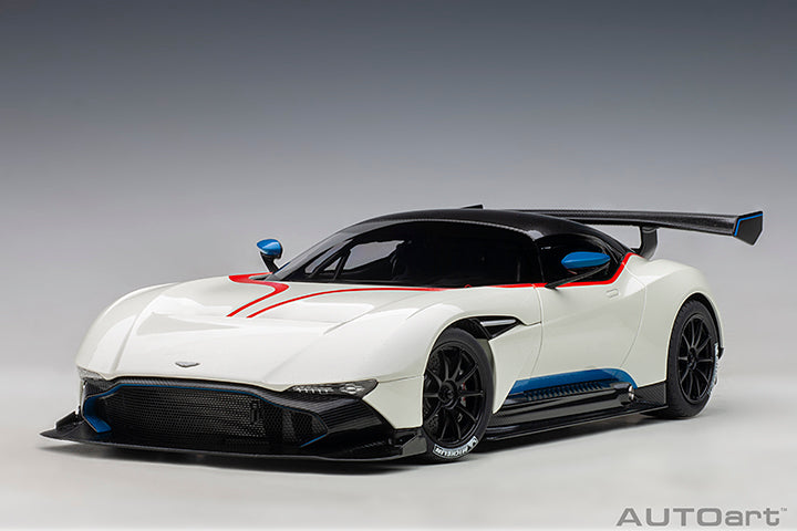 70261  ASTON MARTIN VULCAN (STRATUS WHITE W/ BLUE STRIPES)