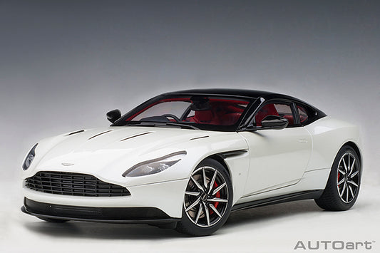 70266  ASTON MARTIN DB11 (MORNING FROST WHITE)