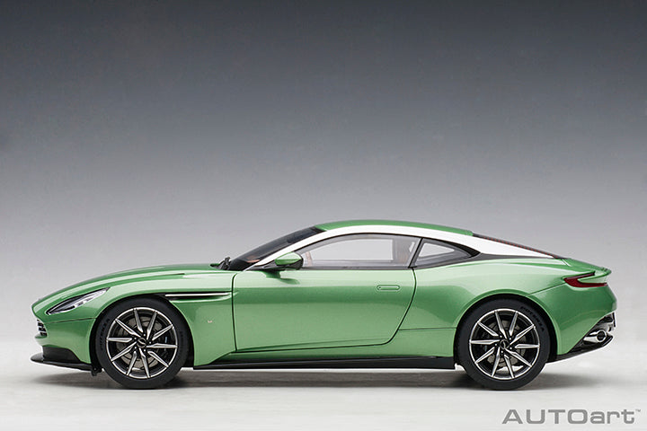 70269  ASTON MARTIN DB11 (APPLE TREE GREEN)