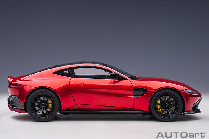 70277  ASTON MARTIN VANTAGE 2019 (HYPER RED/CARBON BLACK ROOF)