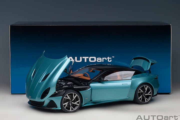 70299  ASTON MARTIN DBS SUPERLEGGERA (CARIBBEAN PEARL BLUE)