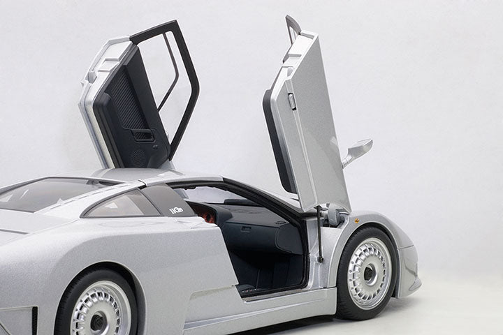 70979  BUGATTI EB110 GT (SILVER)