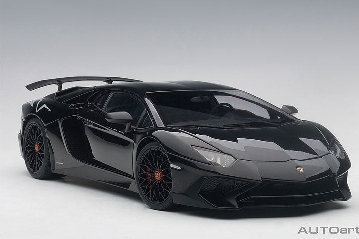 74556  LAMBORGHINI AVENTADOR LP750-4 SV (NERO ALDEBARAN/GLOSS BLACK)