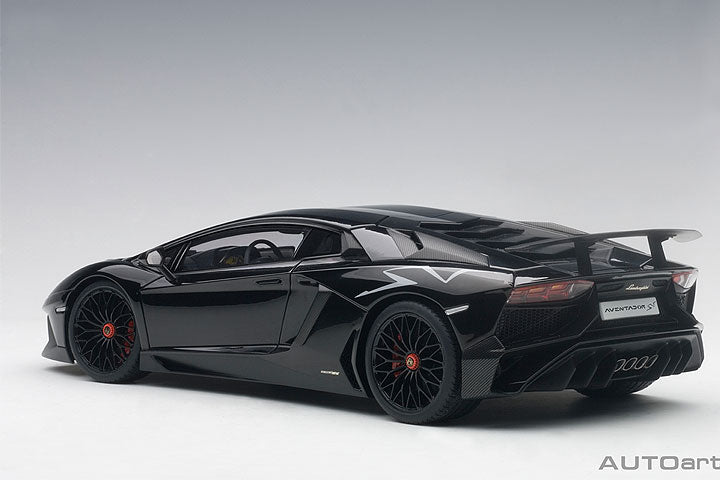 74556  LAMBORGHINI AVENTADOR LP750-4 SV (NERO ALDEBARAN/GLOSS BLACK)