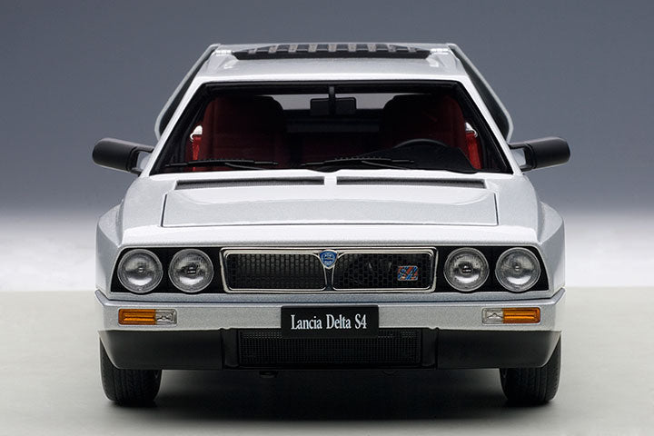 74772  LANCIA DELTA S4 (GREY)