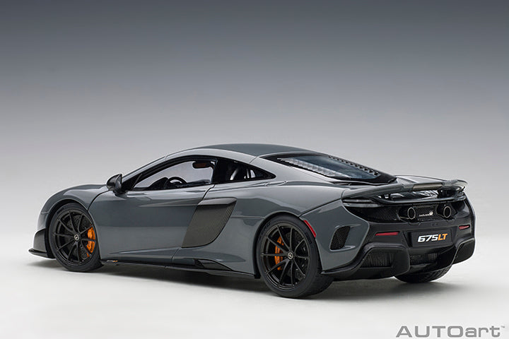 76047  McLAREN 675LT (CHICANE GREY)