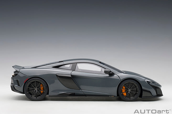 76047  McLAREN 675LT (CHICANE GREY)