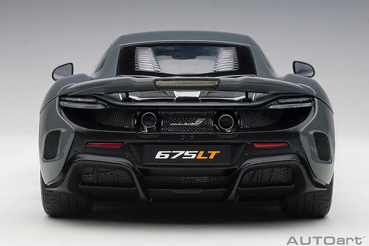 76047  McLAREN 675LT (CHICANE GREY)