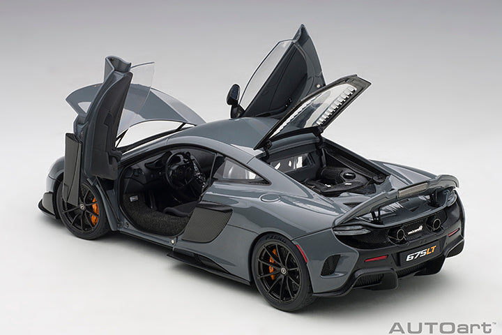 76047  McLAREN 675LT (CHICANE GREY)