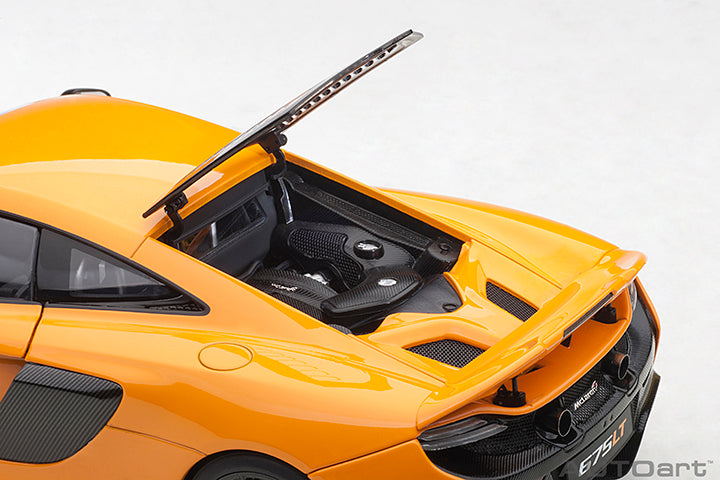 76048  McLAREN 675LT (McLAREN ORANGE)