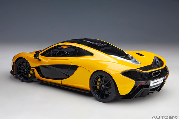 76067 McLAREN P1 (VOLCANO YELLOW W/ YELLOW/BLACK INTERIOR)