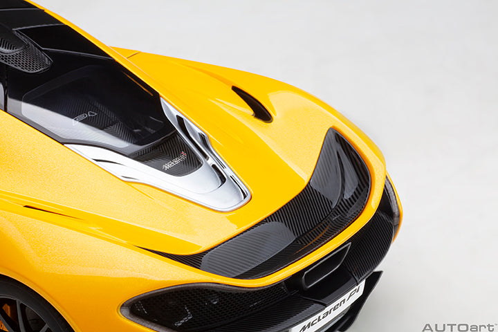 76067 McLAREN P1 (VOLCANO YELLOW W/ YELLOW/BLACK INTERIOR)