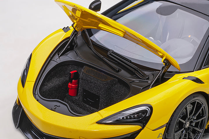 76082  McLAREN 600LT (SICILIAN YELLOW)