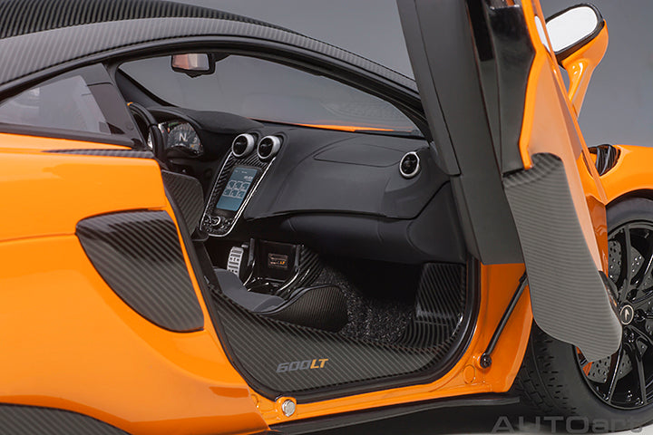 76084  McLAREN 600LT (MYAN ORANGE)