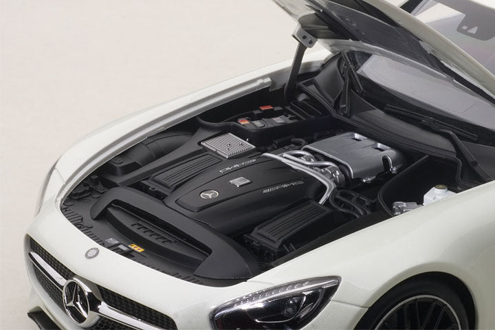 76311  MERCEDES-AMG GT S (WHITE)