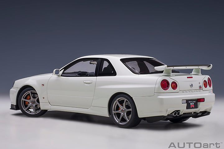 77406  NISSAN SKYLINE GT-R (R34) V-SPEC II (WHITE PEARL)