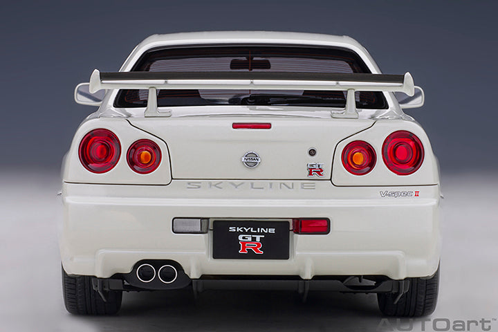 77406  NISSAN SKYLINE GT-R (R34) V-SPEC II (WHITE PEARL)