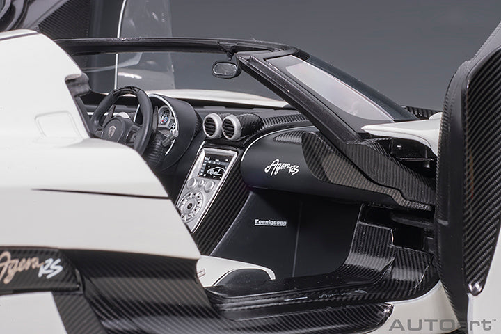 79021  KOENIGSEGG AGERA RS (WHITE/CARBON BLACK/BLACK ACCENTS)