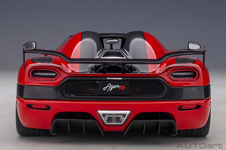 79022  KOENIGSEGG AGERA RS (CHILLI RED/CARBON BLACK/BLACK ACCENTS)