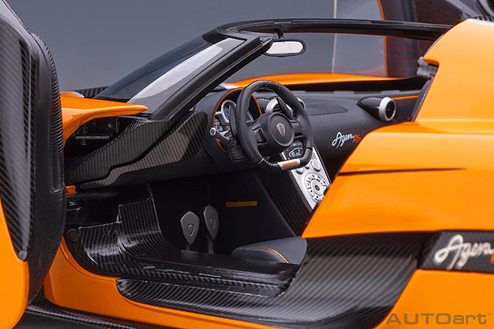 79023  KOENIGSEGG AGERA RS (CONE ORANGE/CARBON BLACK/BLACK ACCENTS)