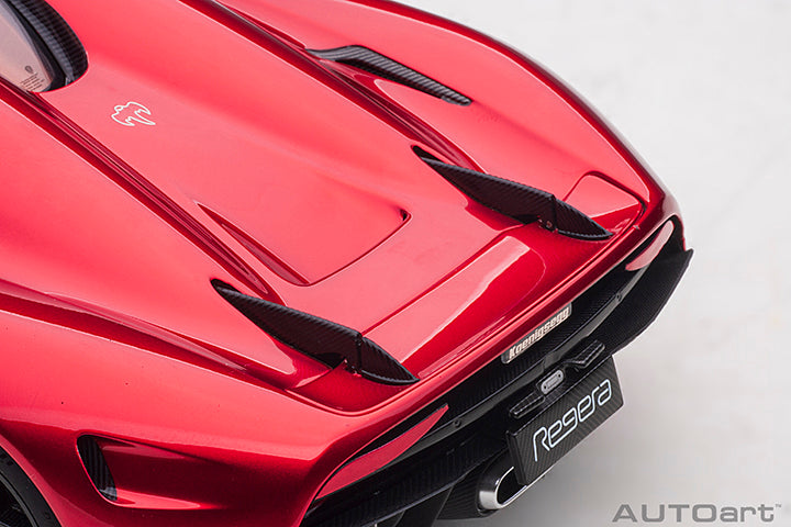 79026  KOENIGSEGG REGERA (CANDY RED)