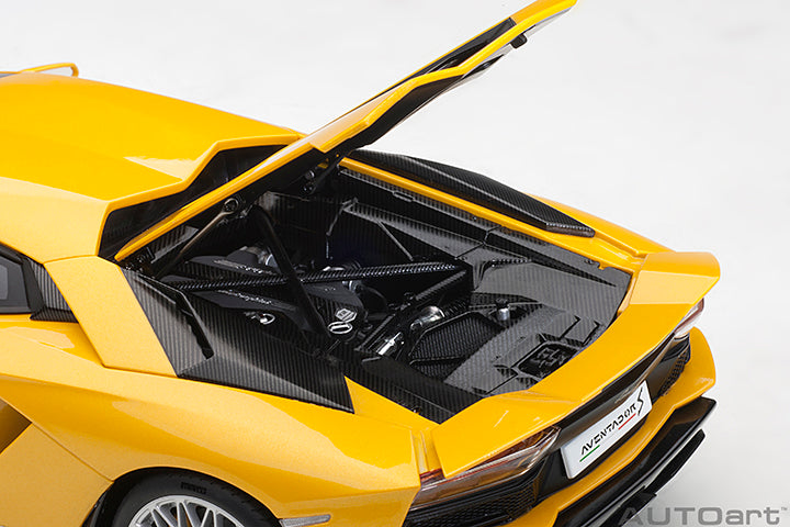 79132  LAMBORGHINI AVENTADOR S (NEW GIALLO ORION/METALLIC YELLOW)