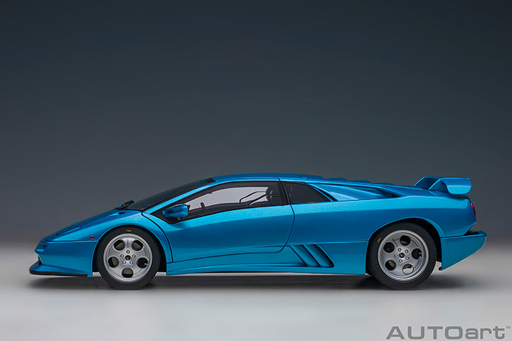 79156  LAMBORGHINI DIABLO SE30 (BLU SIRENA/METALLIC BLUE)