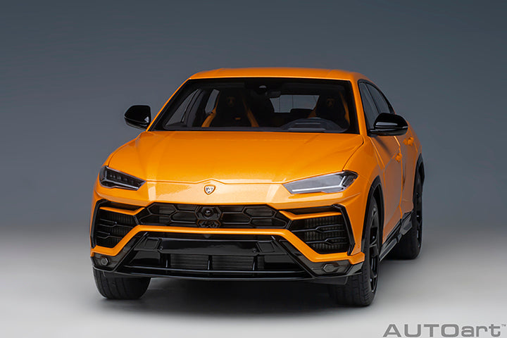 79160 LAMBORGHINI URUS (ARANCIO BOREALIS/PEARL ORANGE)