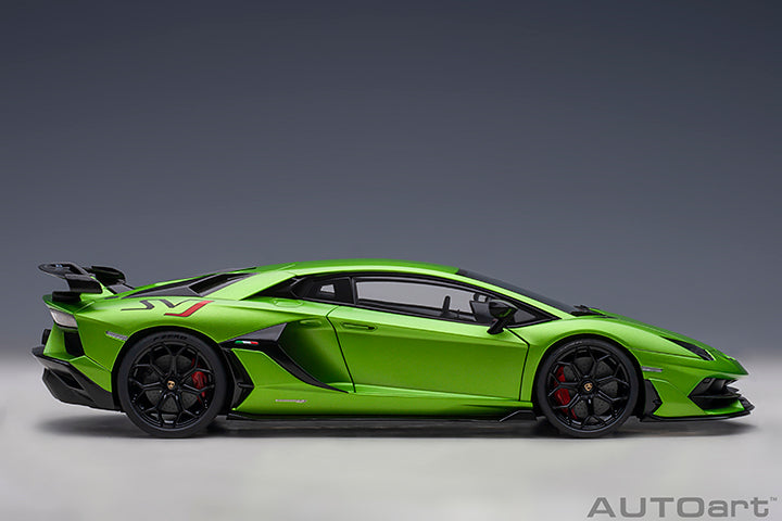 79178  LAMBORGHINI AVENTADOR SVJ (VERDE ALCEO/MATT GREEN)