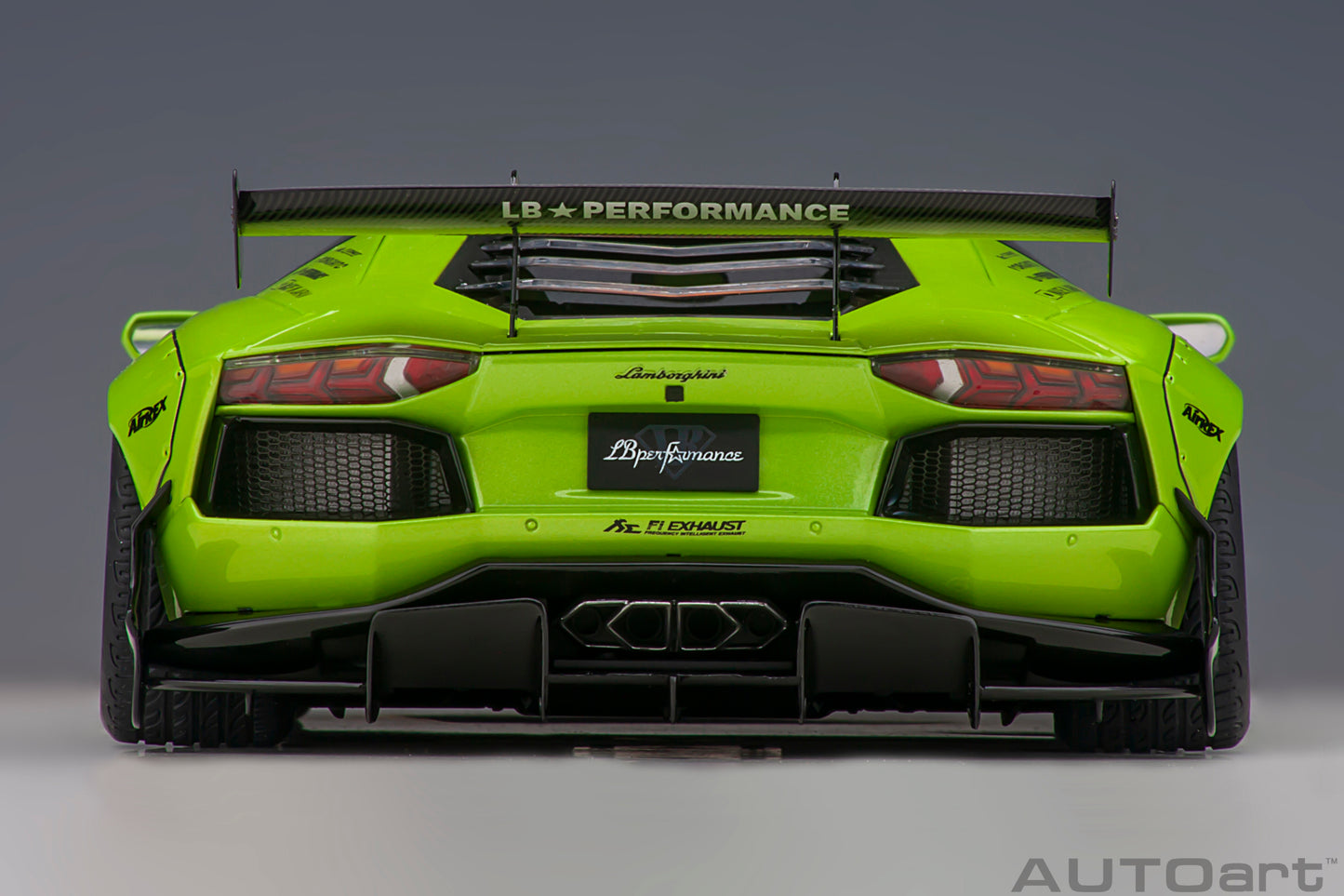 79243 LIBERTY WALK LB-WORKS LAMBORGHINI AVENTADOR LIMITED EDITION (PEARL GREEN)