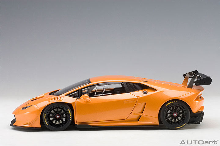 81558  LAMBORGHINI HURACAN SUPER TROFEO 2015 (ARANCIO BOREALIS/PEARL EFFECT ORANGE)